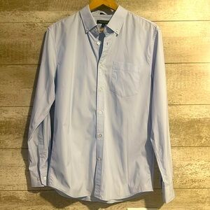 LN Men’s Banana Republic Light Blue Slim Fit Button Up Shirt Sz Medium